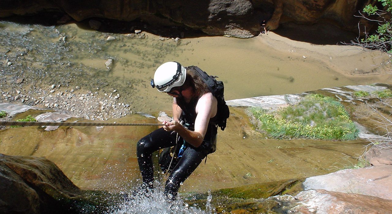 AVVENTURA IN CANYONING